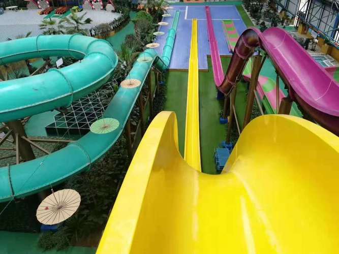 張掖富來(lái)登溫泉水世界 國(guó)內(nèi)水上樂園設(shè)備廠家的經(jīng)典案例與人工造浪設(shè)備解析